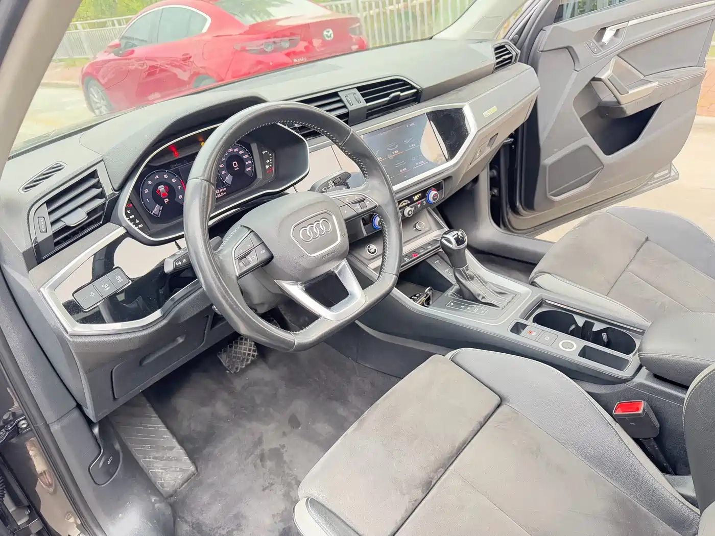 Audi Q3 2021 35 TFSI Fashion Sport фото 8