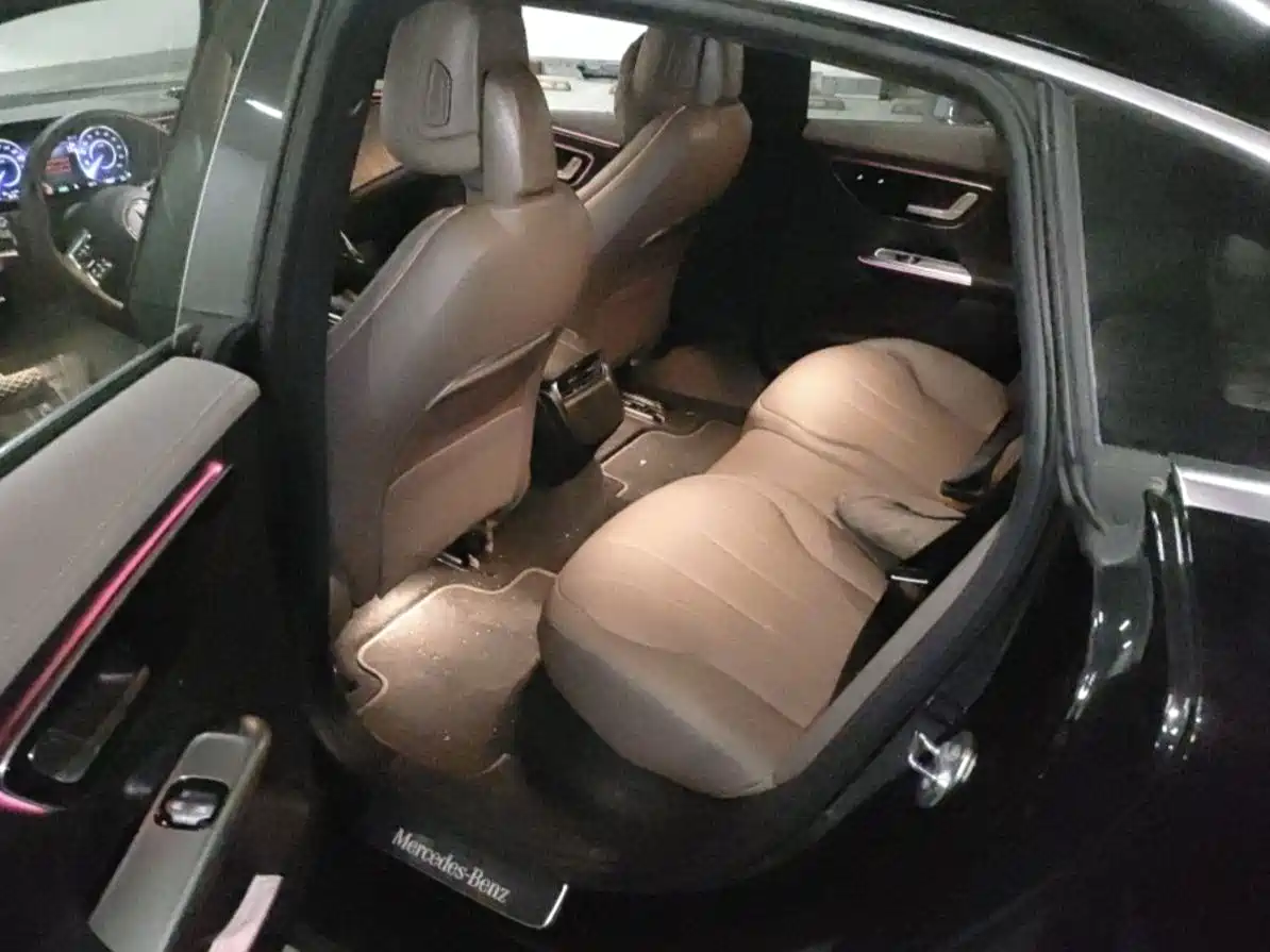 Фото 6 - Mercedes-Benz EQE