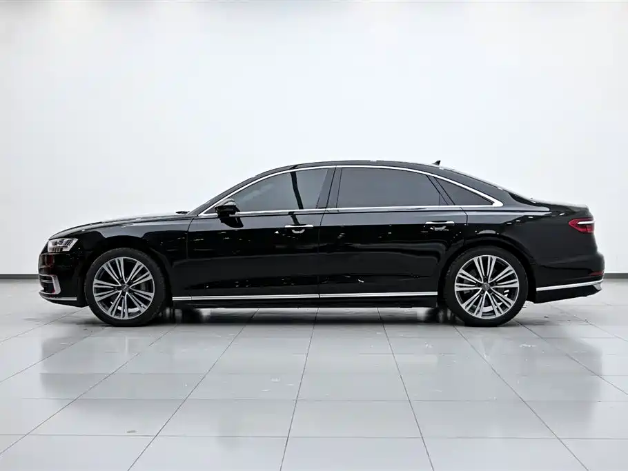 Audi A8 2019 A8L 55 TFSI quattro Premium фото 5