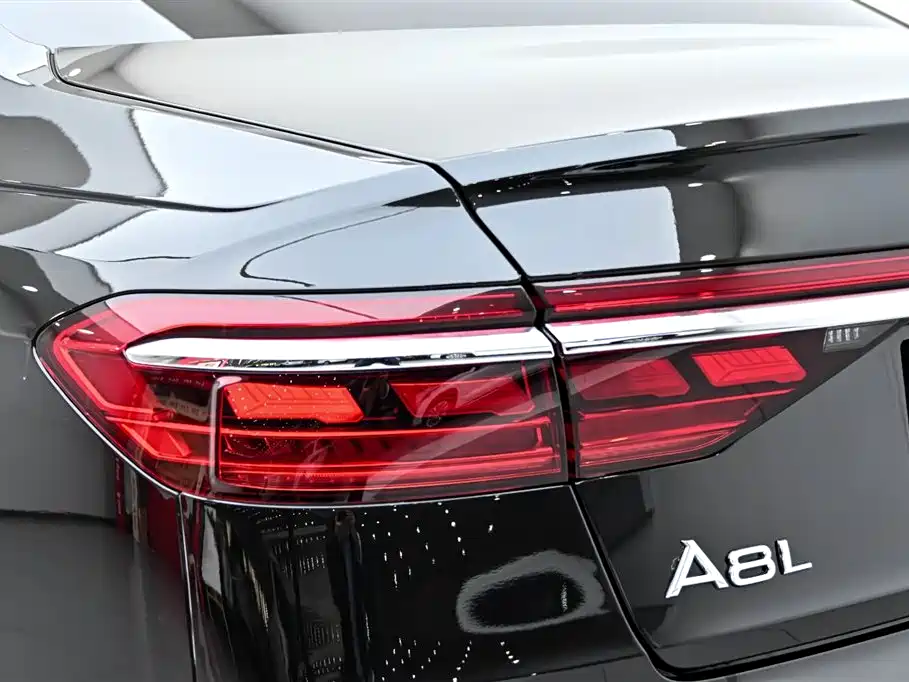 Audi A8 2019 A8L 55 TFSI quattro Premium фото 9
