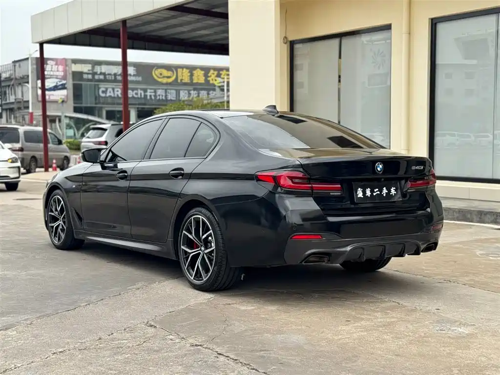 BMW 5 Series (Import) 2021 540i Style Edition M Sport Package фото 7