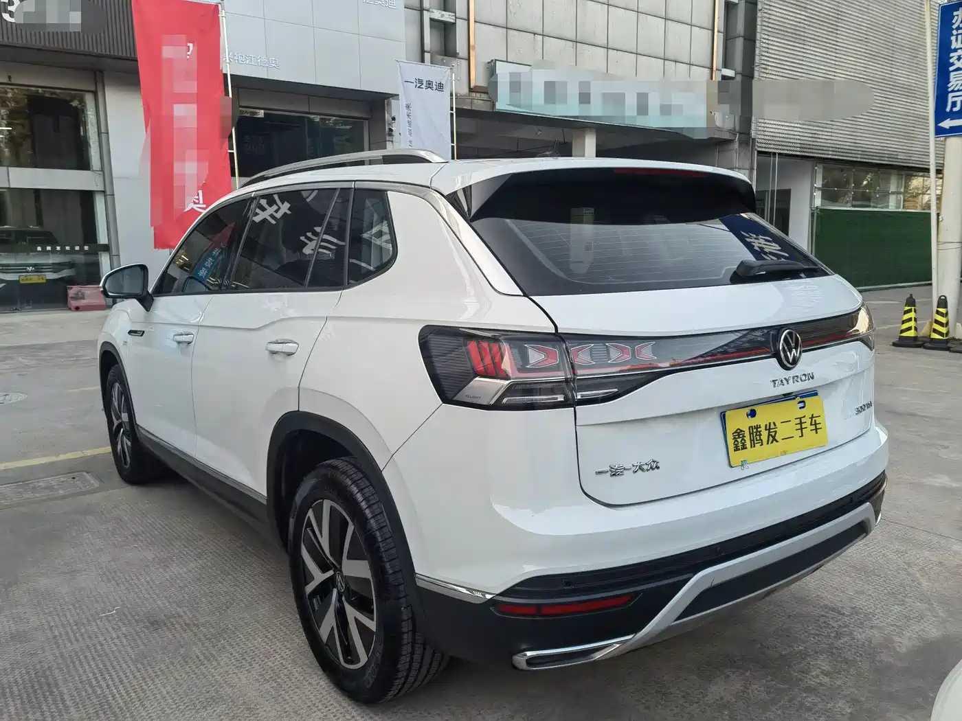 Volkswagen Tayron 2023 300TSI 2WD Luxury Plus Advanced Edition фото 5