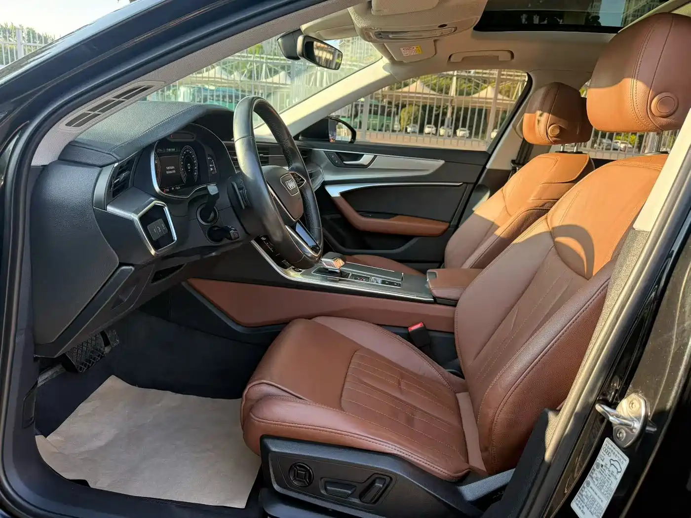 Фото 4 - Audi A6L
