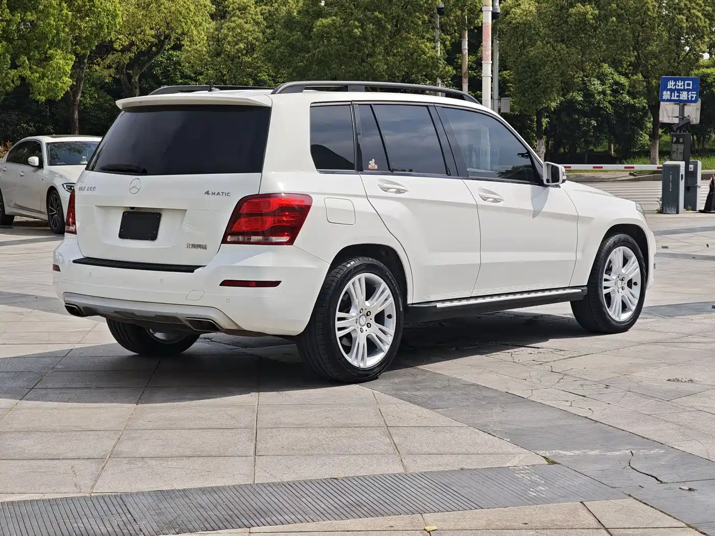 Mercedes-Benz GLK-Class 2014 GLK 260 4MATIC Dynamic фото 15