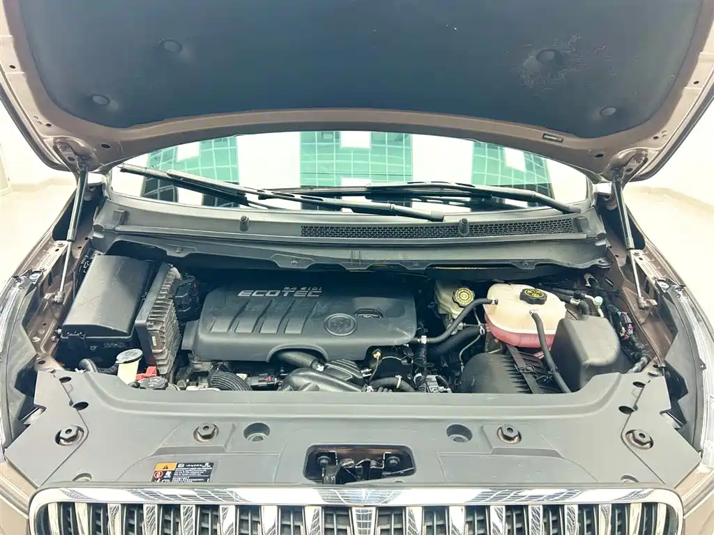 Buick GL8 2014 2.4L CT Luxury Business Comfort фото 17
