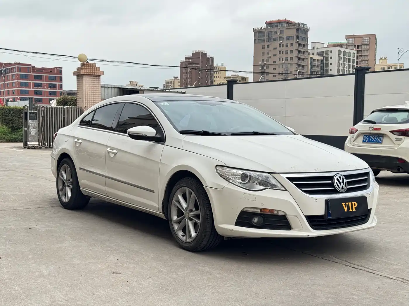 Volkswagen FAW-Volkswagen CC 2011 2.0TSI Luxury фото 3