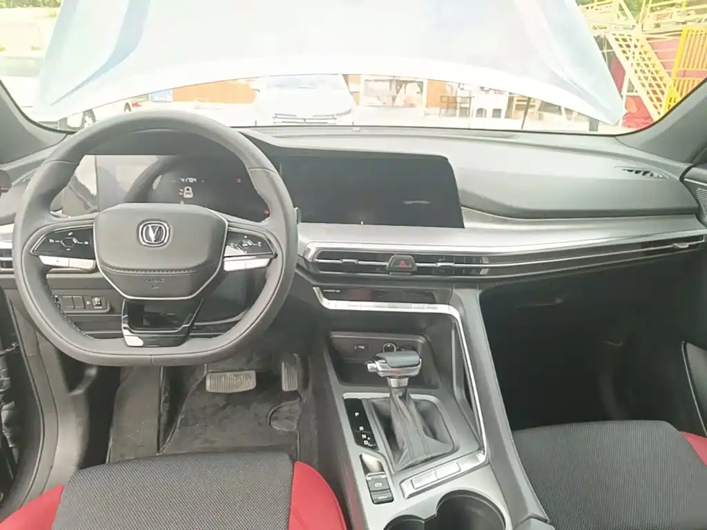 Changan CS35 PLUS 2023 2023 Enjoyment Edition 1.4T DCT Luxury