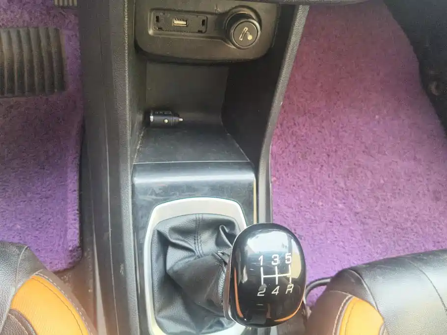 Photo 16 - Baojun 310