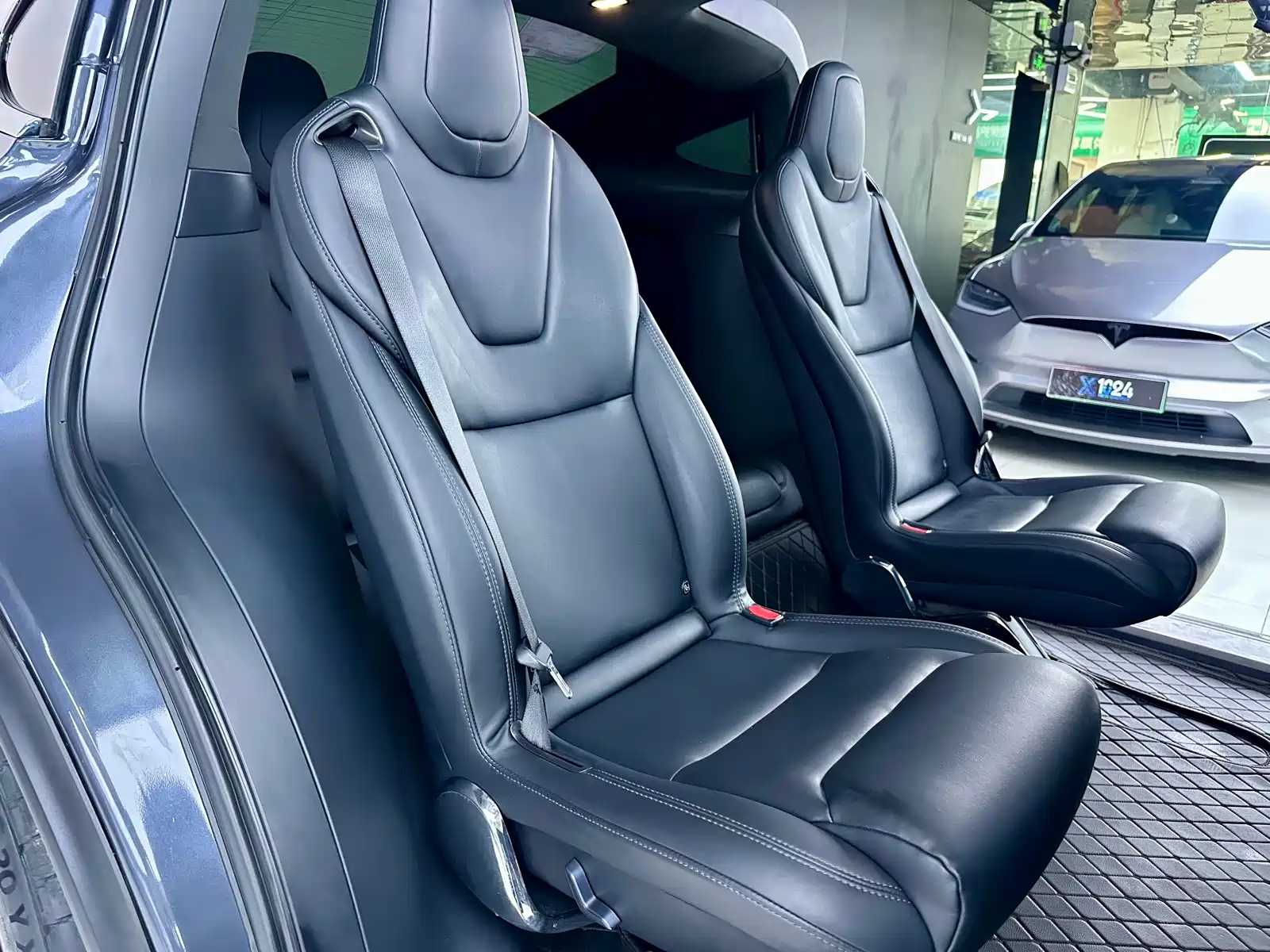 Фото 7 - Tesla Model X