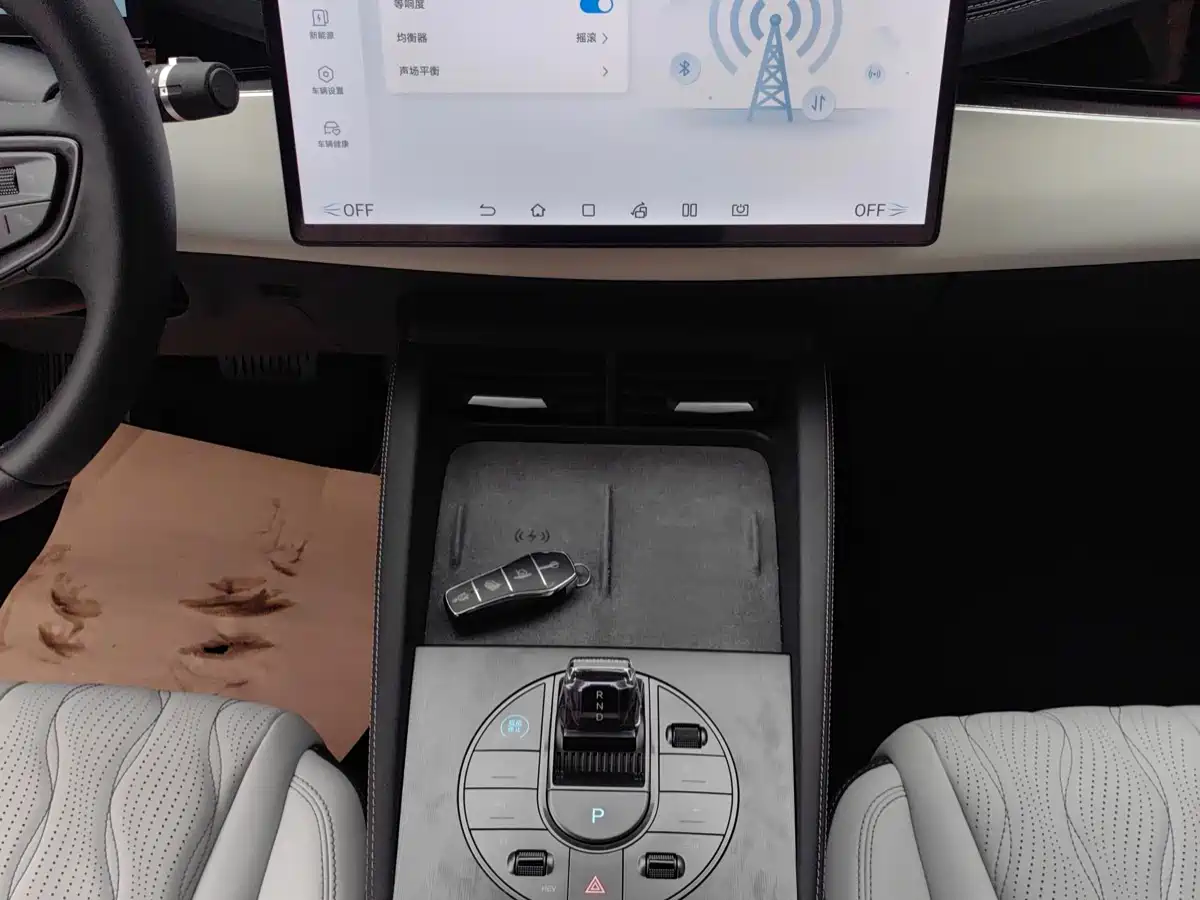 BYD SEAL 06 NEW ENERGY