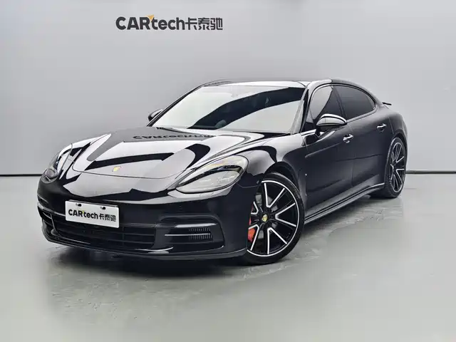 Porsche Panamera, 2020