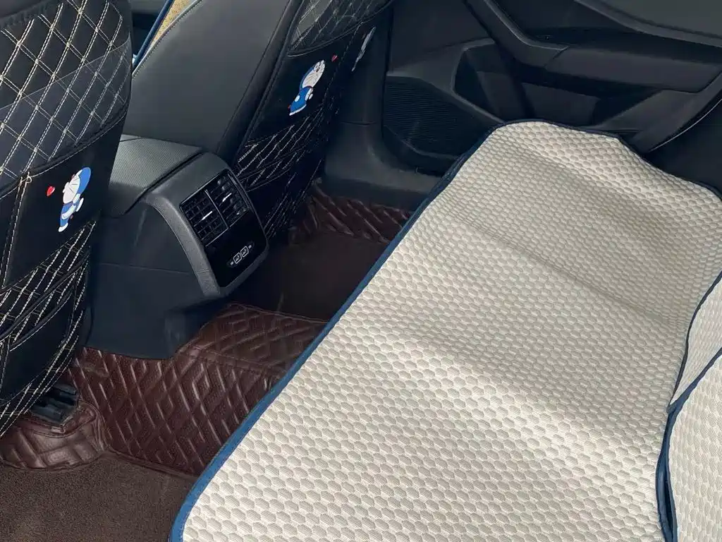 Volkswagen Sagitar, миниатюра 9