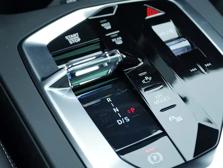 BMW M235L 2025 M235L фото 9