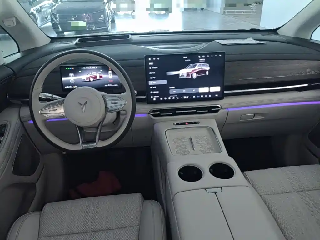 Voyah Voyah Dreamer 2026 2025 Model PHEV Basic Version