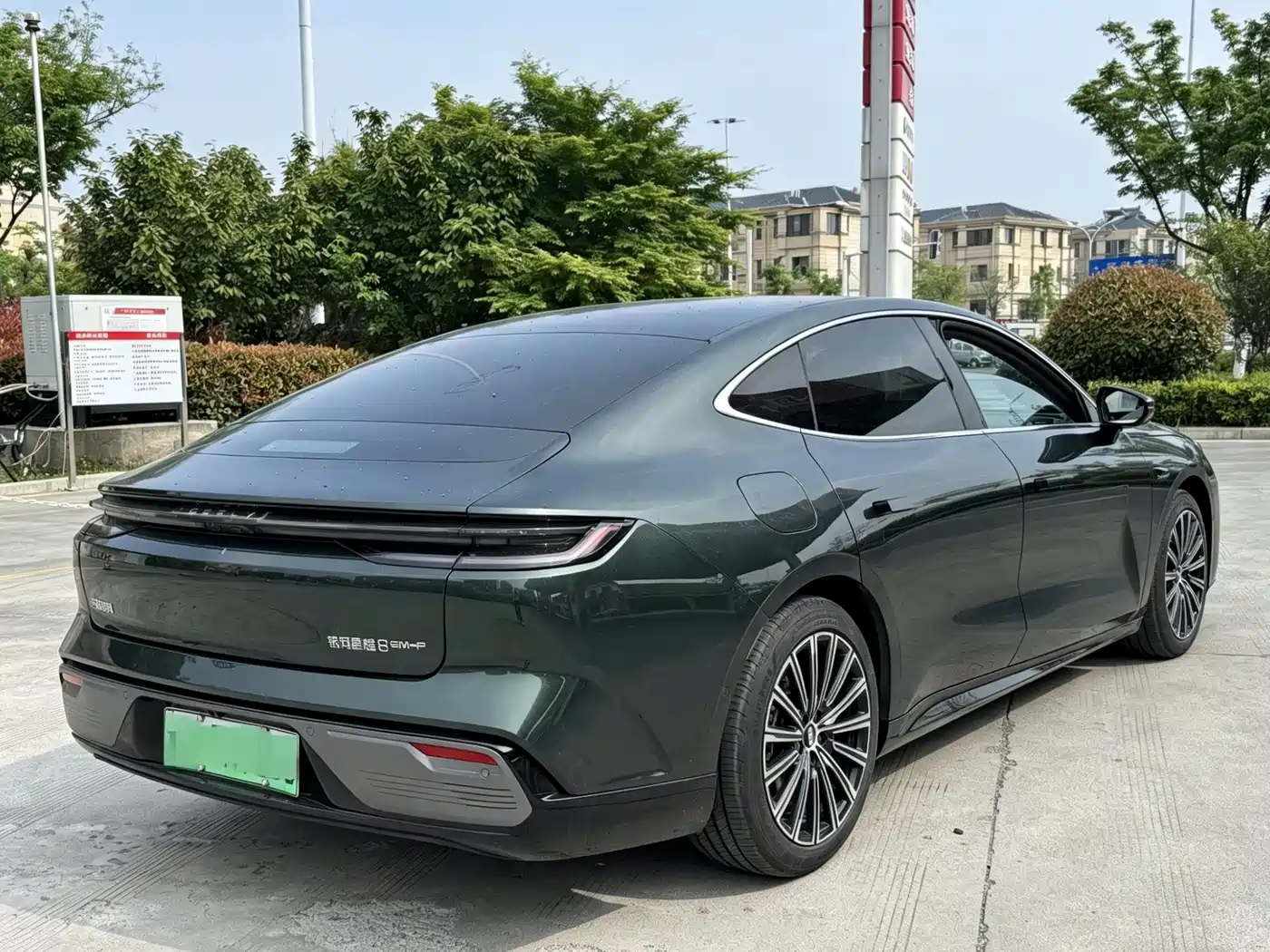Geely Galaxy Galaxy Xingyao 8 2025 130km EM-P Starship Edition фото 9
