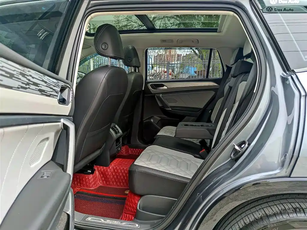 Volkswagen Tayron 2023 330TSI 2WD R-Line High-Performance Edition фото 10