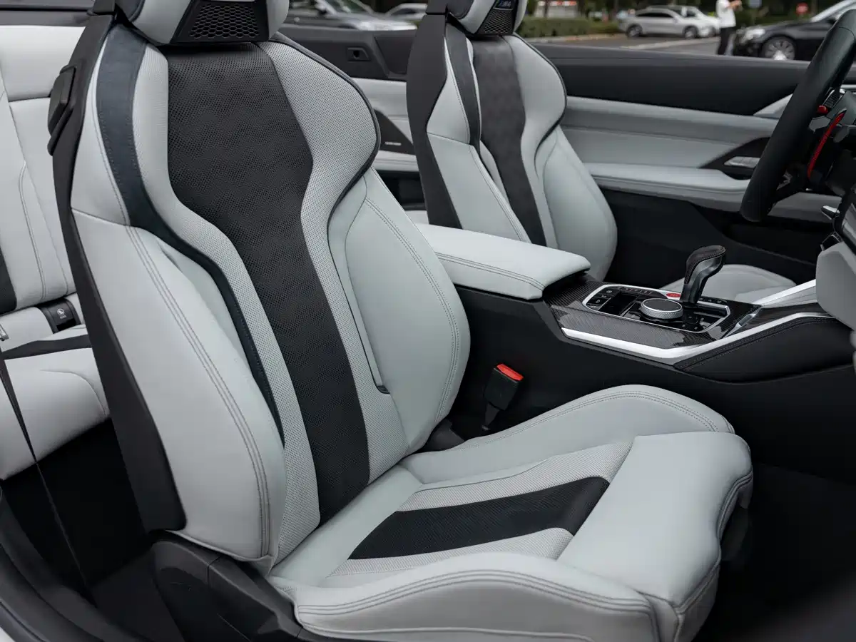 BMW M4 2025 2024 BMW M4 Convertible M xDrive Competition