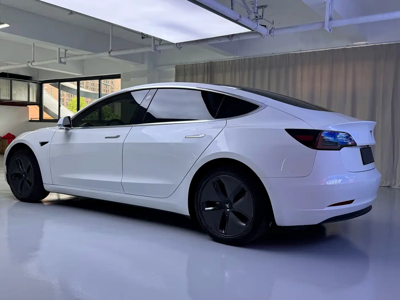 Tesla Model 3 (Import) 2019 2019 Standard Range RWD Upgraded Edition