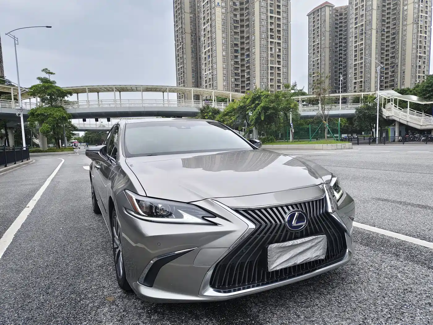 Фото 3 - Lexus ES