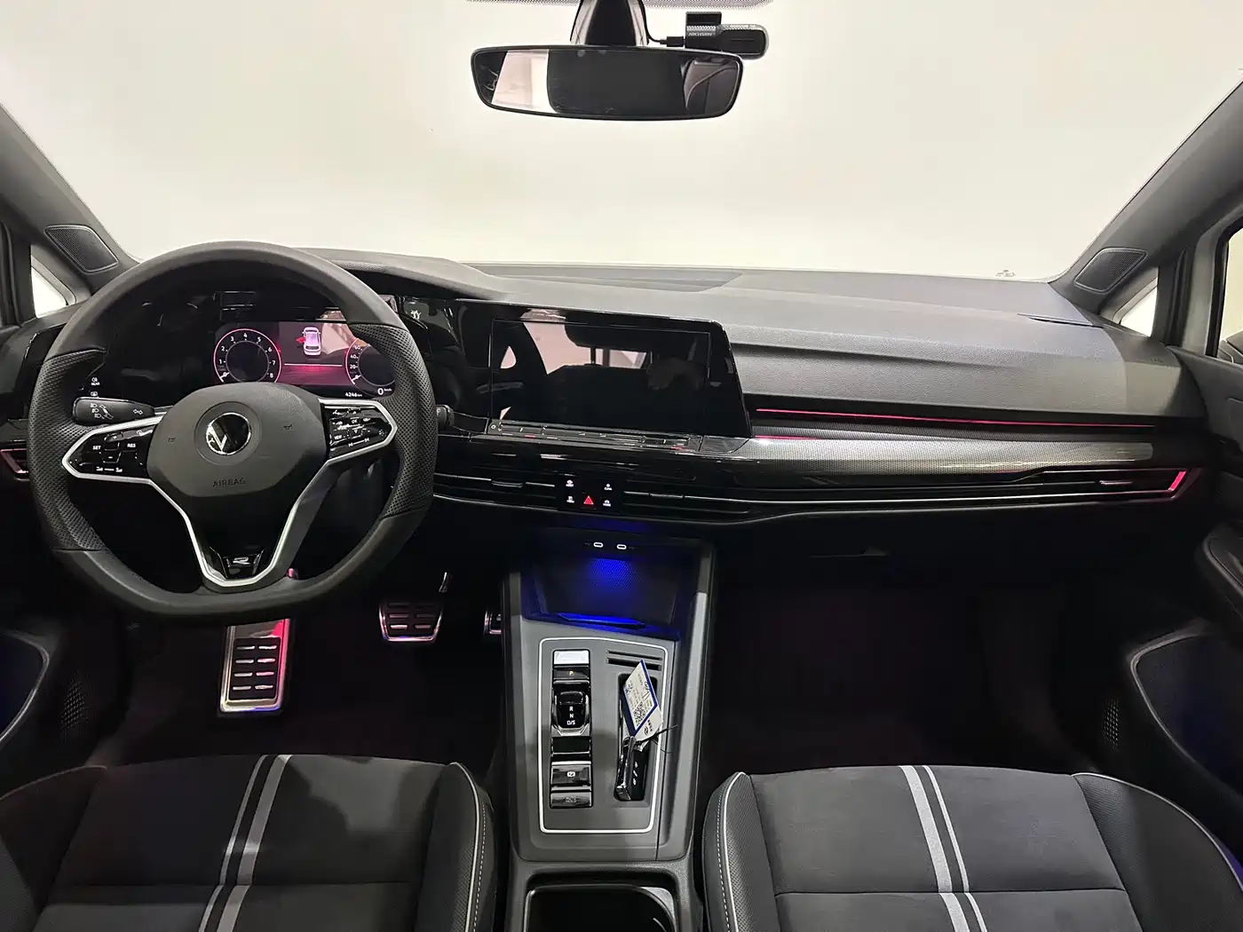 Volkswagen Golf 2023 Facelift 280TSI DSG R-Line Lite фото 7