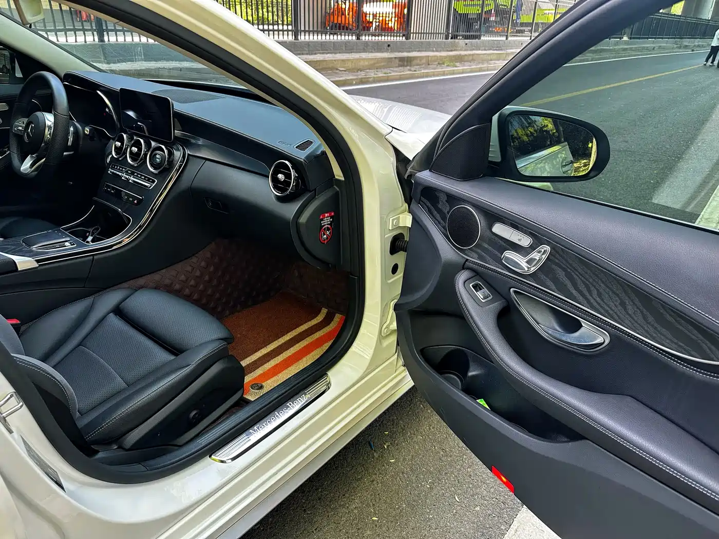 Mercedes-Benz C-Class 2020 Facelift C 260 L Sport фото 12