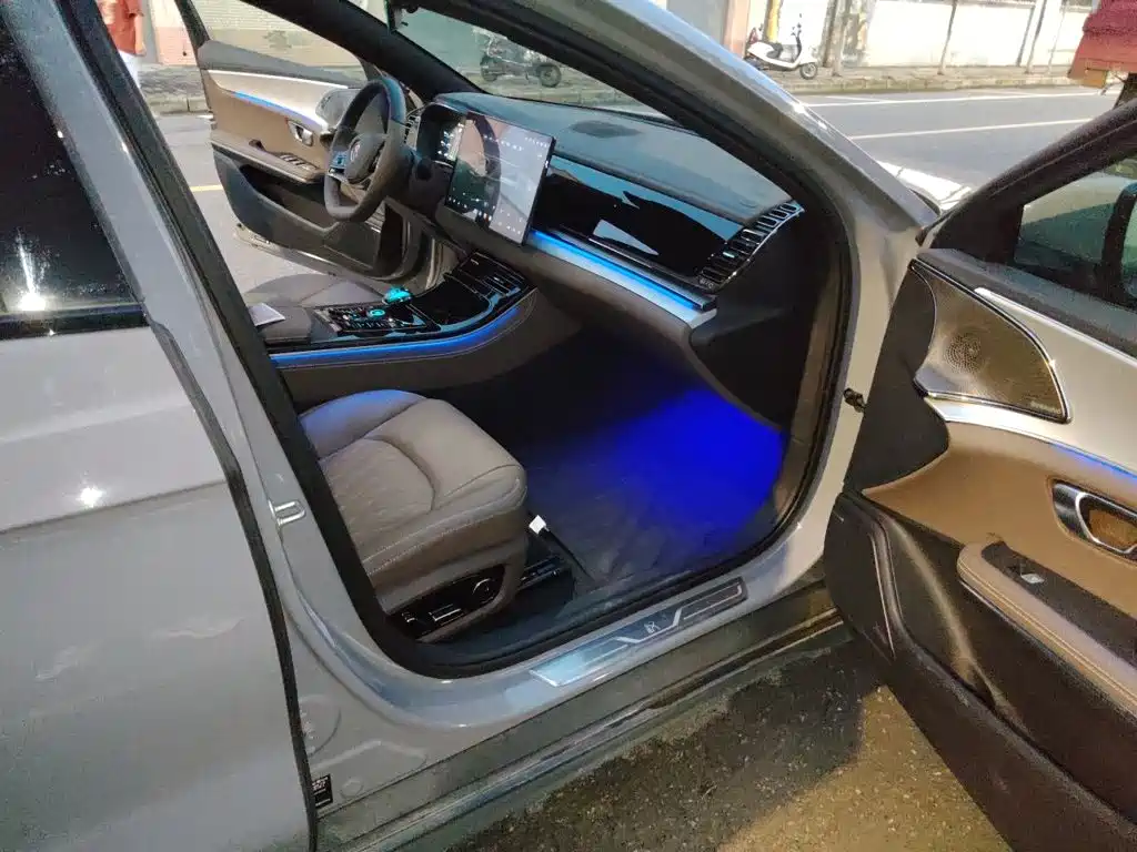 BYD Han 2025 2025 DM-i Smart Driving Edition 125KM Honor