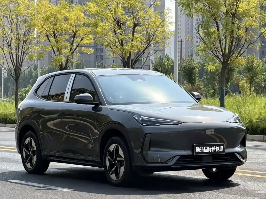 Geely Galaxy Galaxy E5 2026 2026 530km Voyager Edition