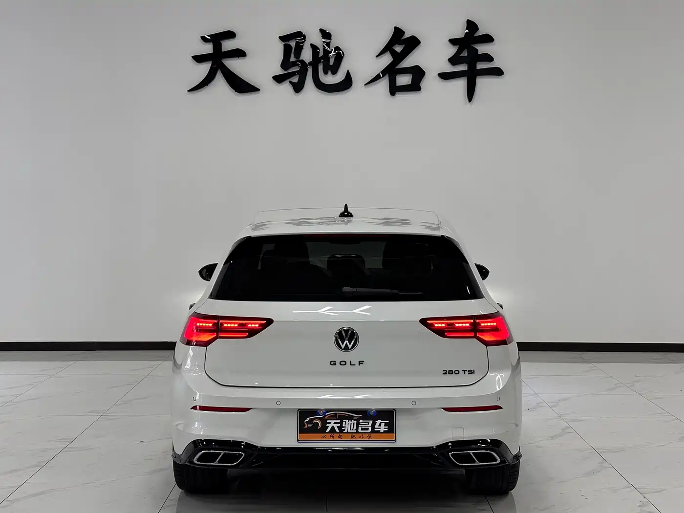 Volkswagen Golf 2023 Facelift 280TSI DSG R-Line Lite фото 3