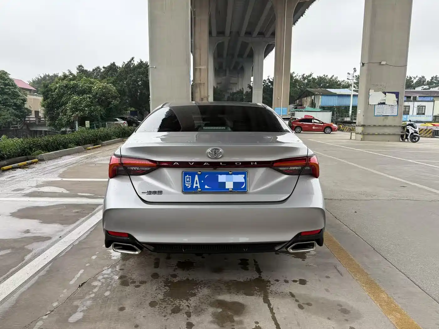 Toyota Avalon 2022 2.0L Luxury Edition фото 5