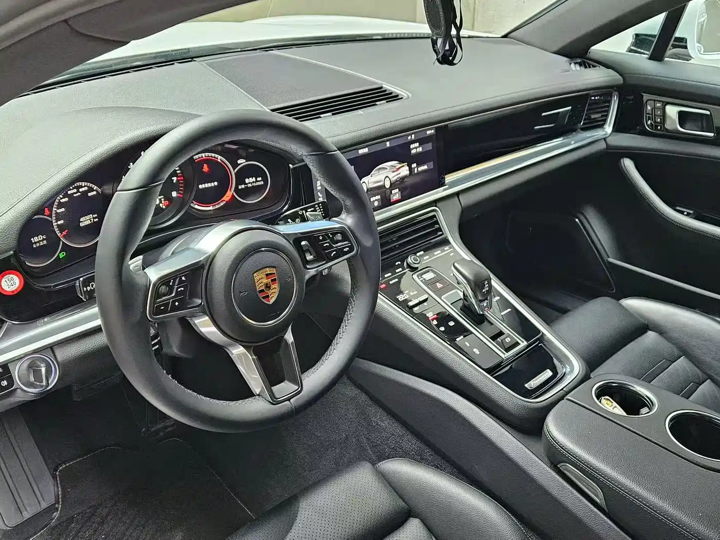 Porsche Panamera 2017 Panamera 4 Executive Long Wheelbase 3.0T фото 6