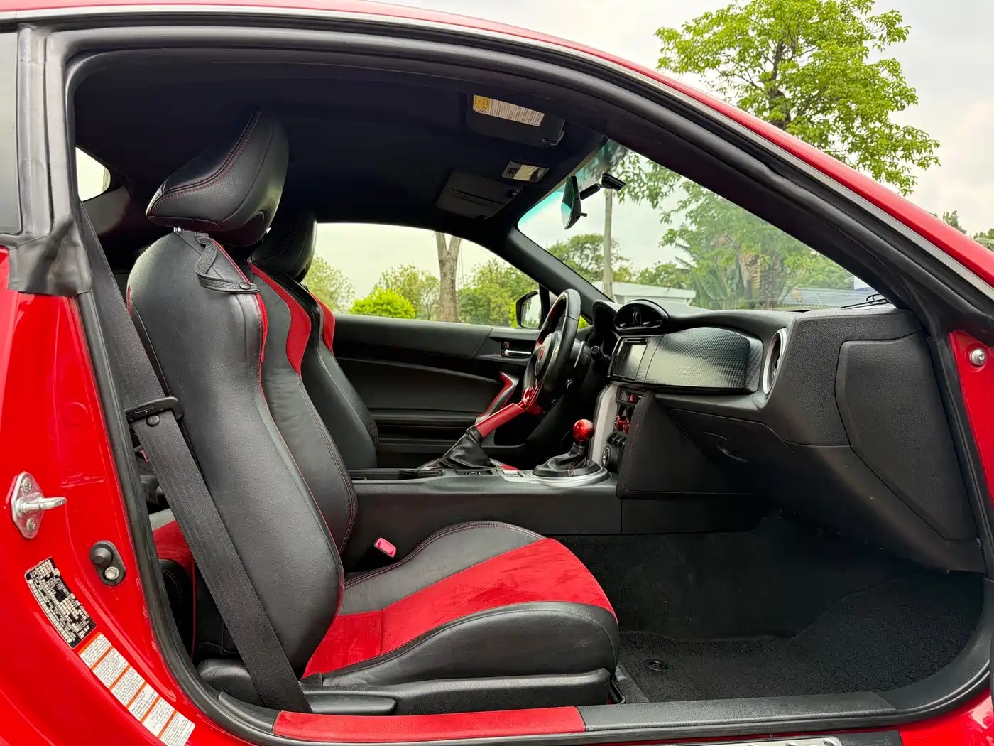 Toyota 86 2014 2.0L Automatic Luxury фото 10