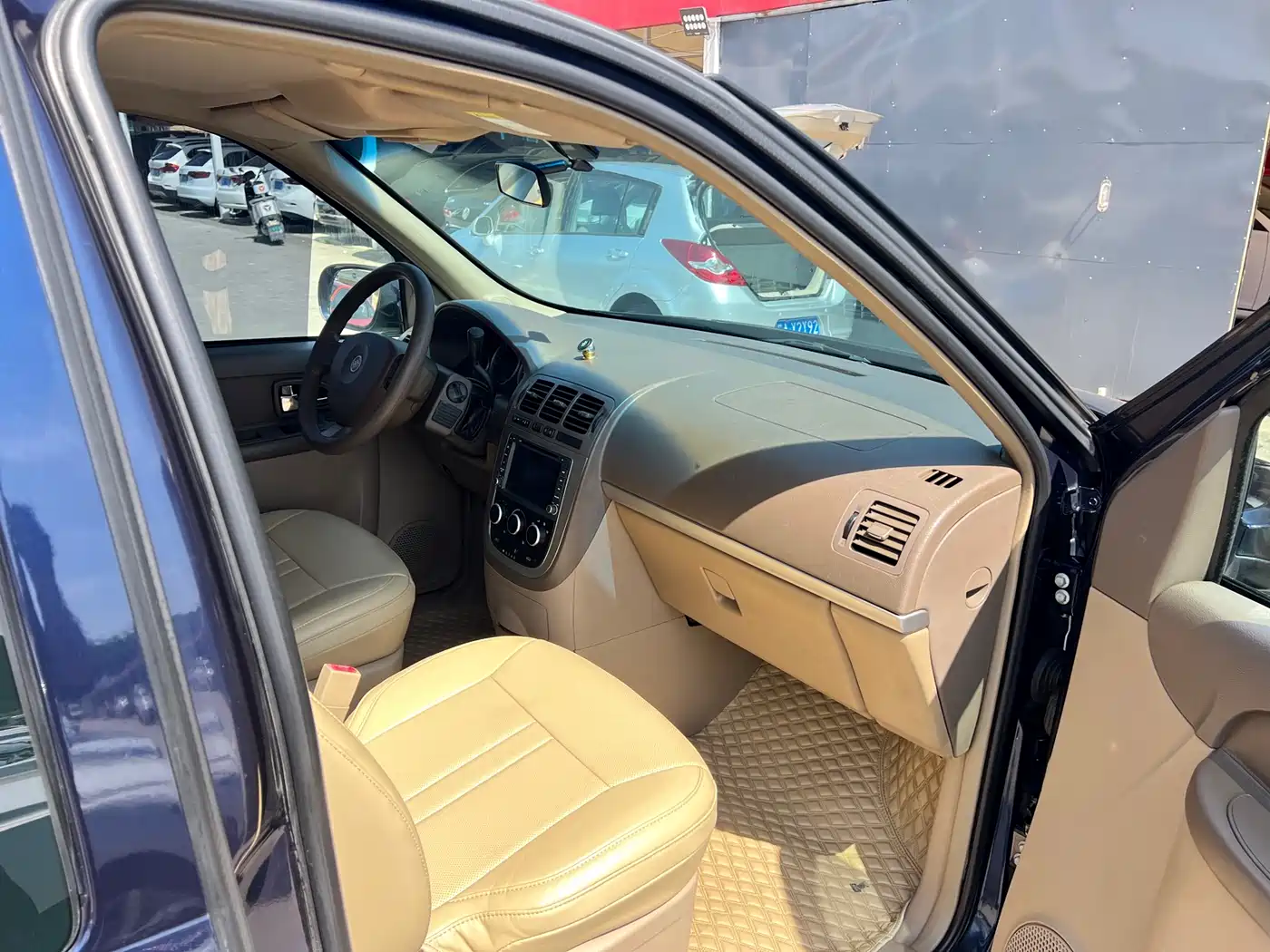 Buick GL8 2014 2.4L Executive Edition фото 15