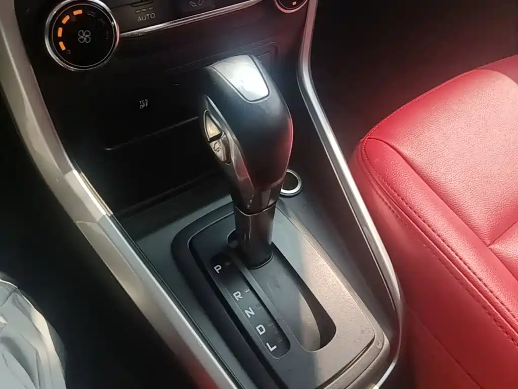 Ford EcoSport 2019 2018 1.5L Automatic Premium Wing