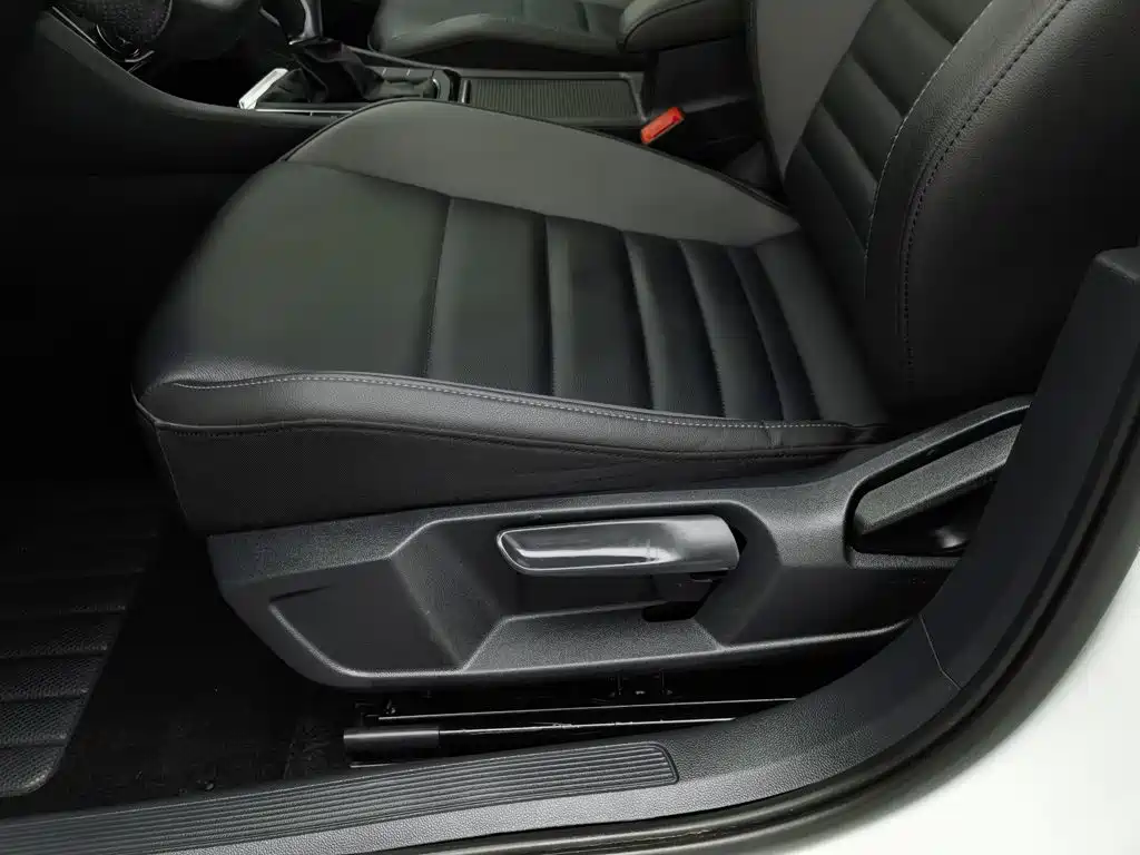 Volkswagen Sagitar, миниатюра 20