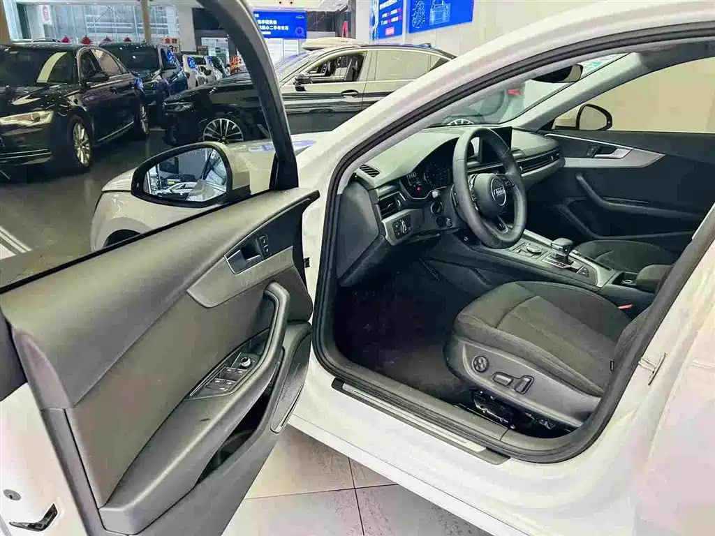 Audi A4L 2019 40 TFSI Progressive (China V) фото 20