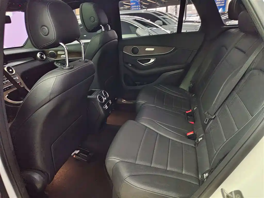 Mercedes-Benz GLC 2020 GLC 300 L 4MATIC Dynamic фото 11