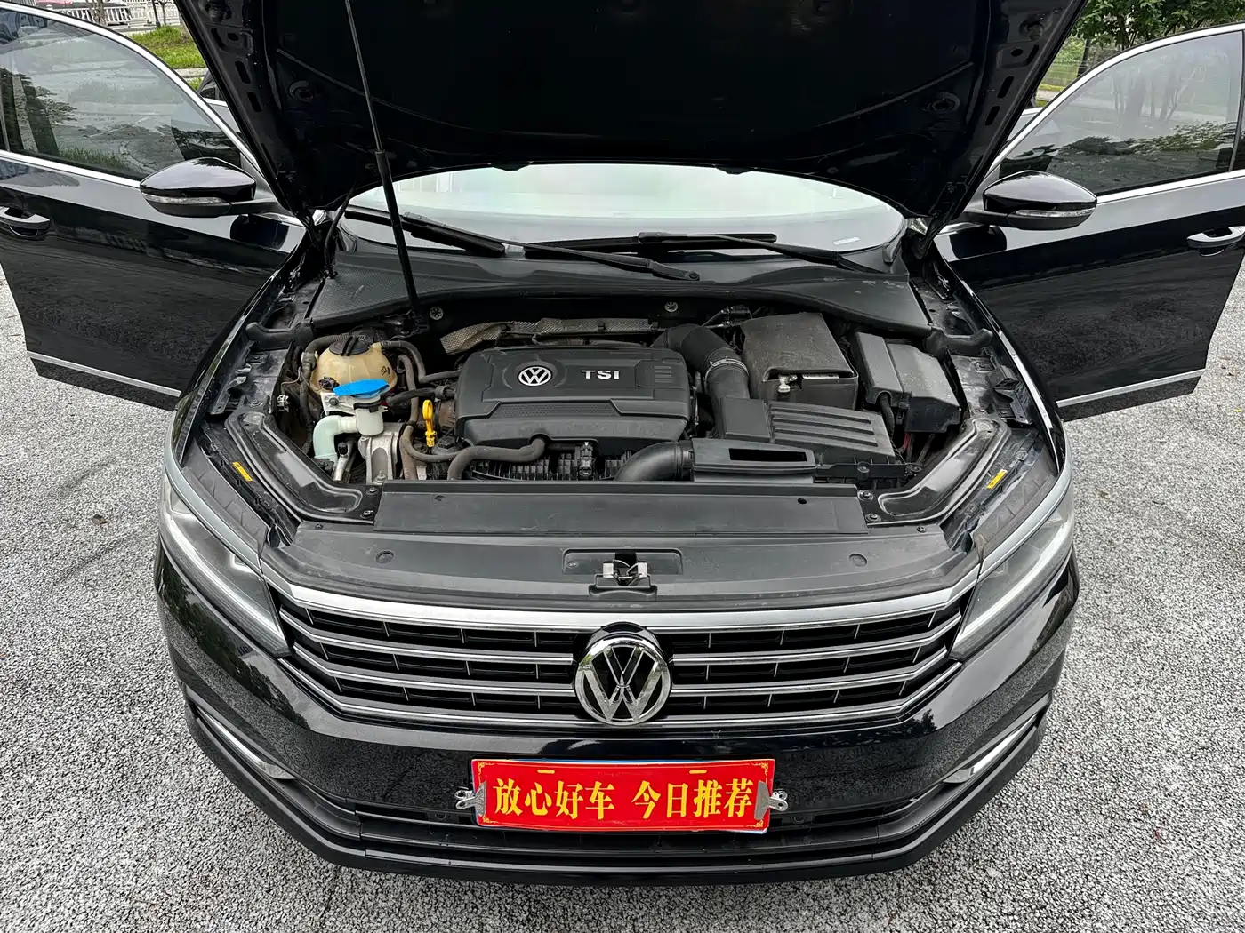 Volkswagen Passat 2017 330TSI DSG Prestige фото 18