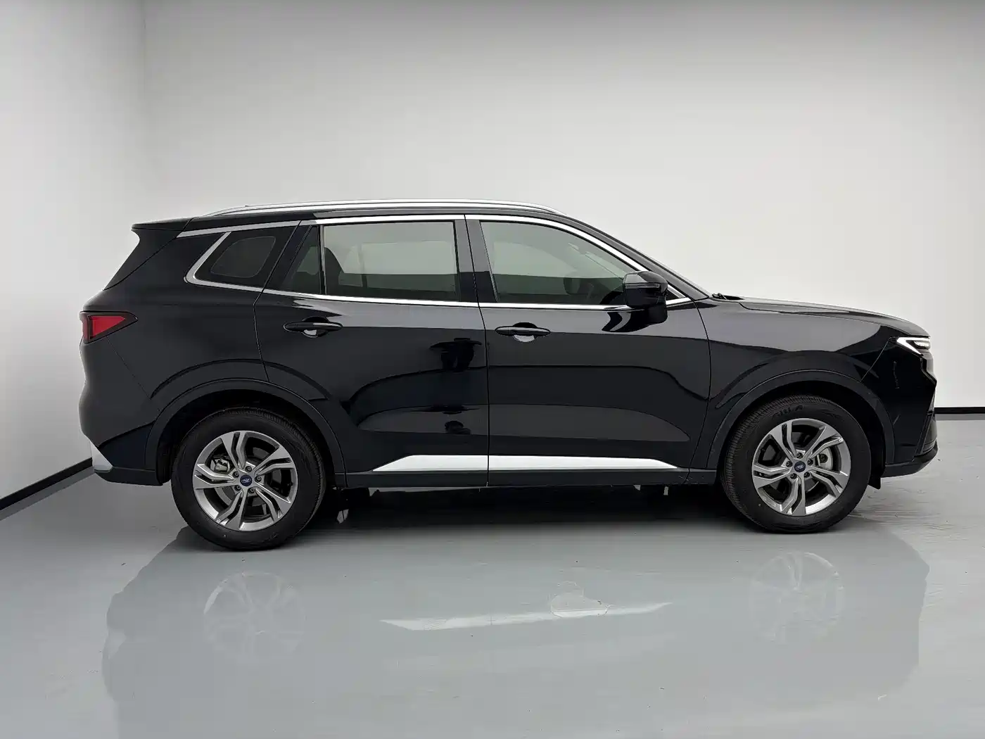Ford Lingrui 2023 2023 Model EcoBoost 170 Platinum Leading