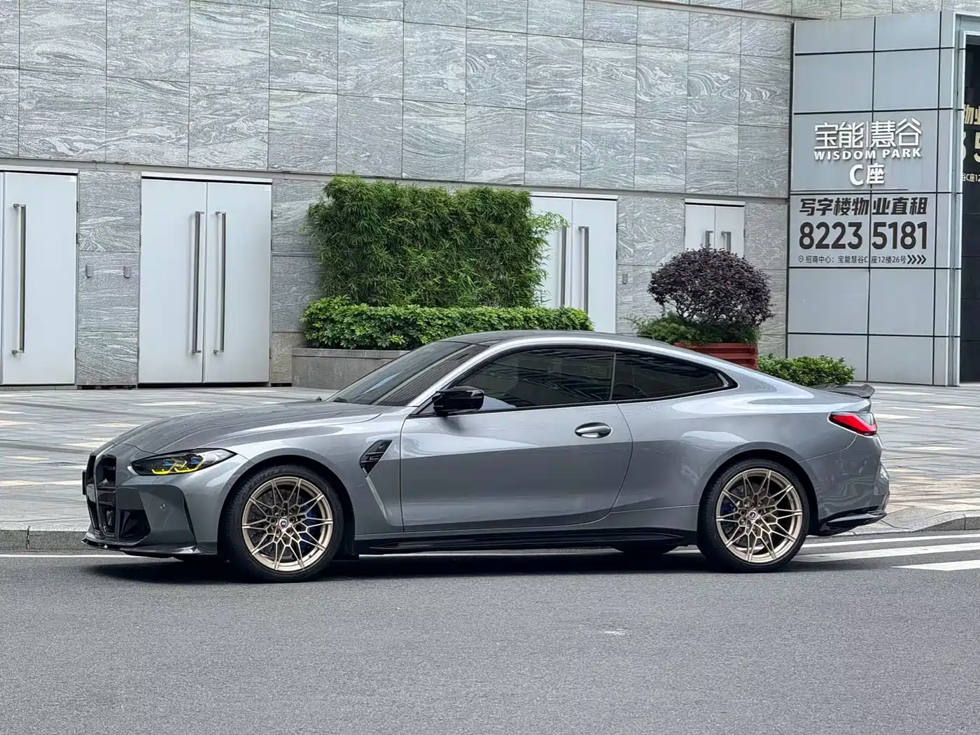 BMW M4