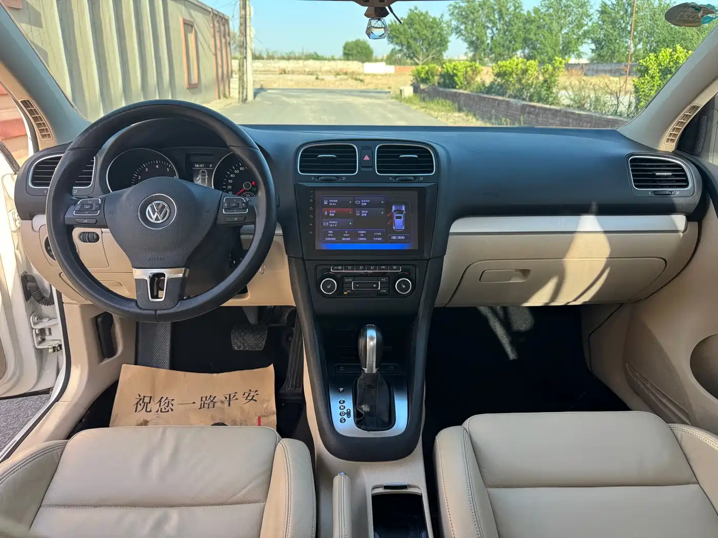 Volkswagen Golf 2012 1.4TSI Automatic Luxury фото 10
