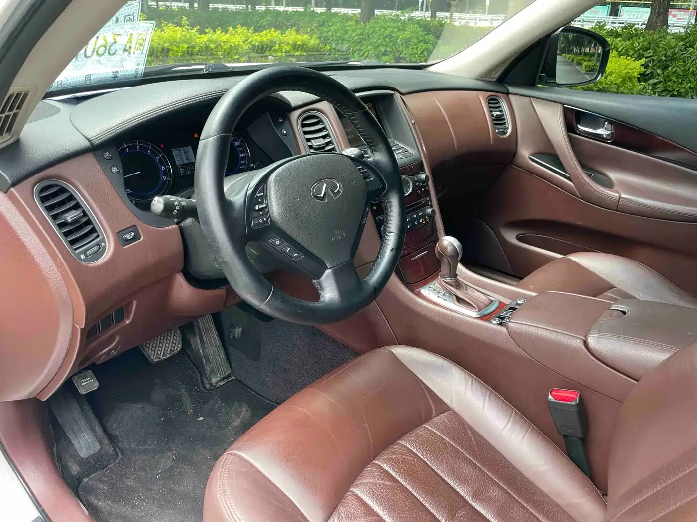 Infiniti QX50 (Import) 2014 2013 2.5L 2WD Elegance