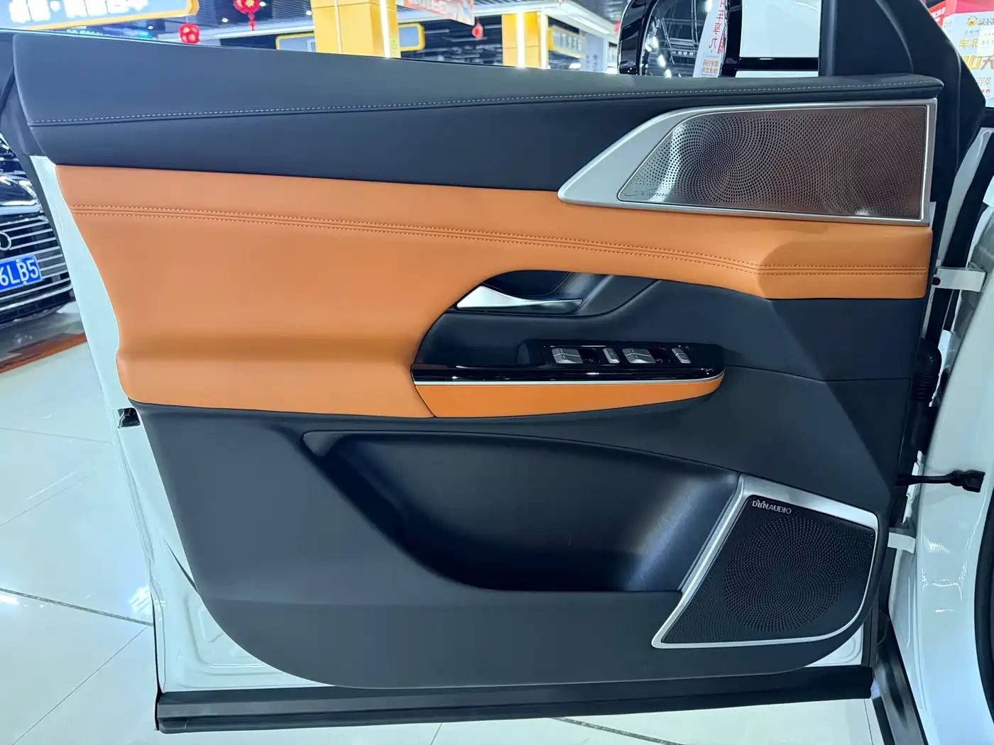 XPeng G9, миниатюра 18