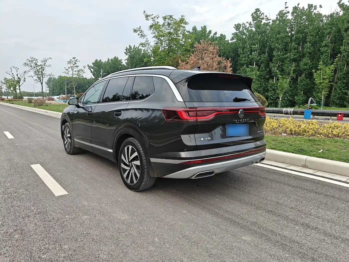 Volkswagen Talagon 2022 380TSI 4WD Luxury Premium Pro Edition 6-seater фото 4