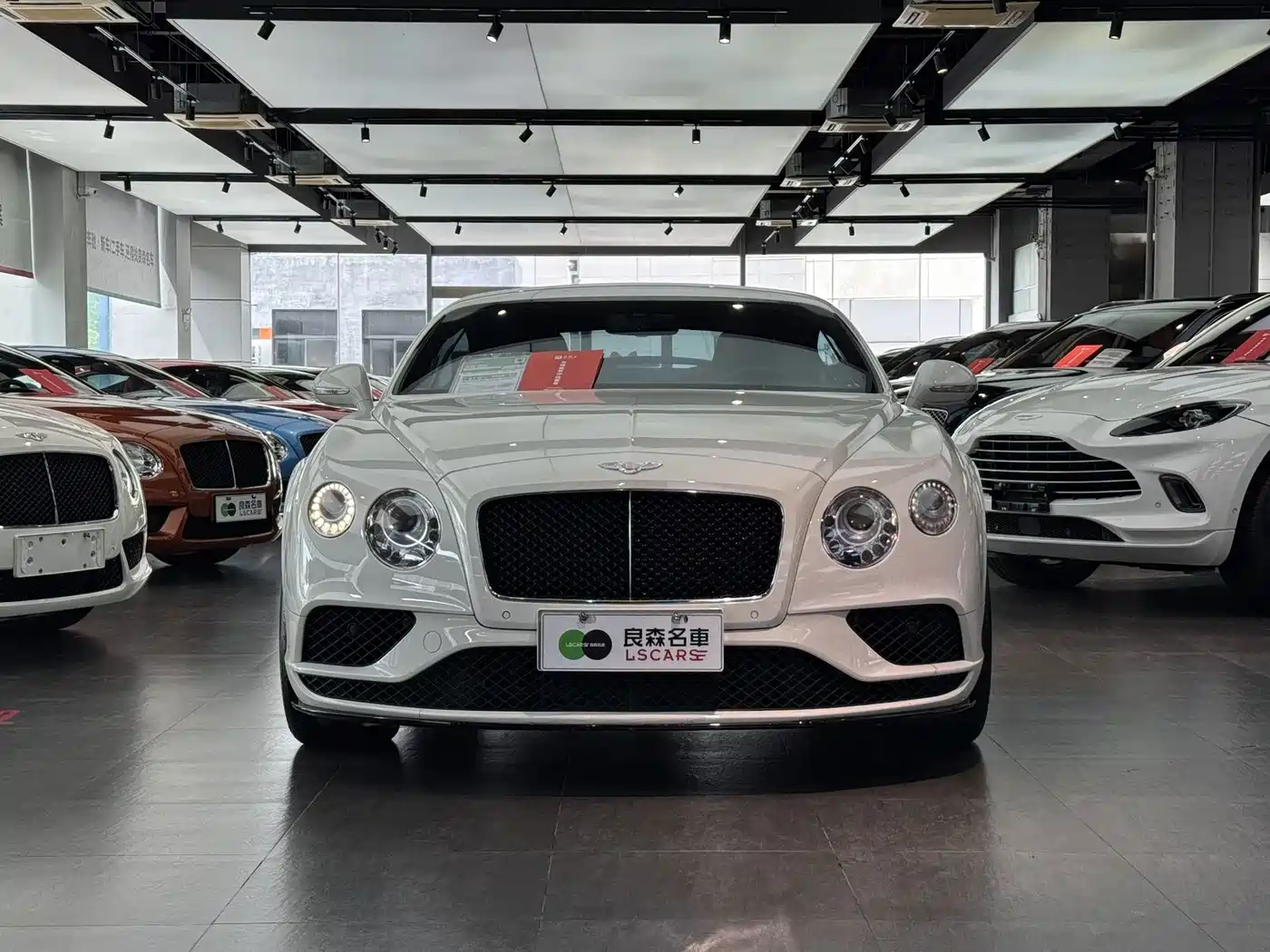 Фото 2 - Bentley Continental