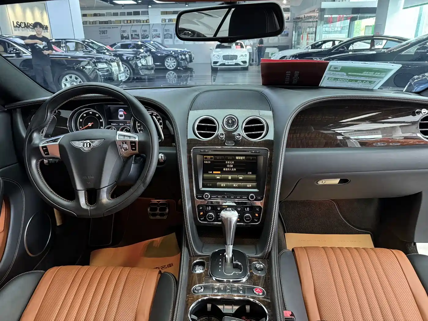 Фото 8 - Bentley Continental