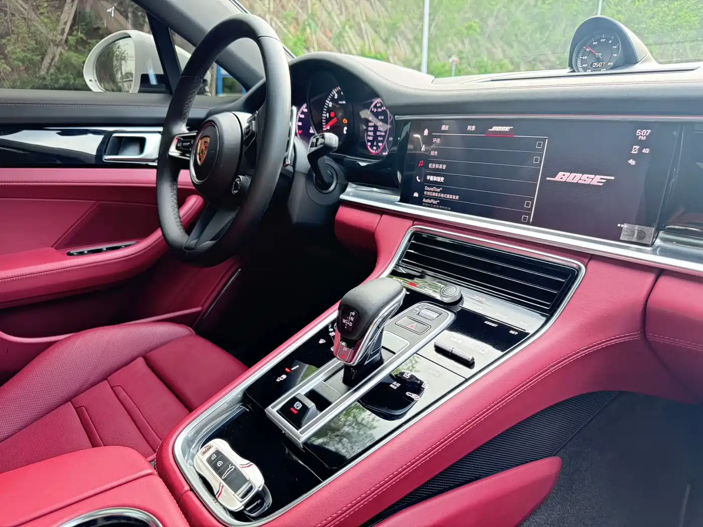 Porsche Panamera 2022 Panamera 4 Executive Long Wheelbase 2.9T фото 11