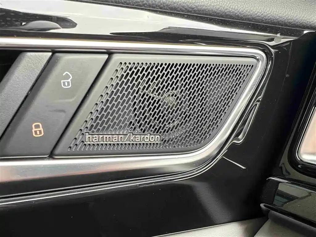 Volkswagen Teramont 2024 380TSI 4WD Prestige Flagship Edition фото 24