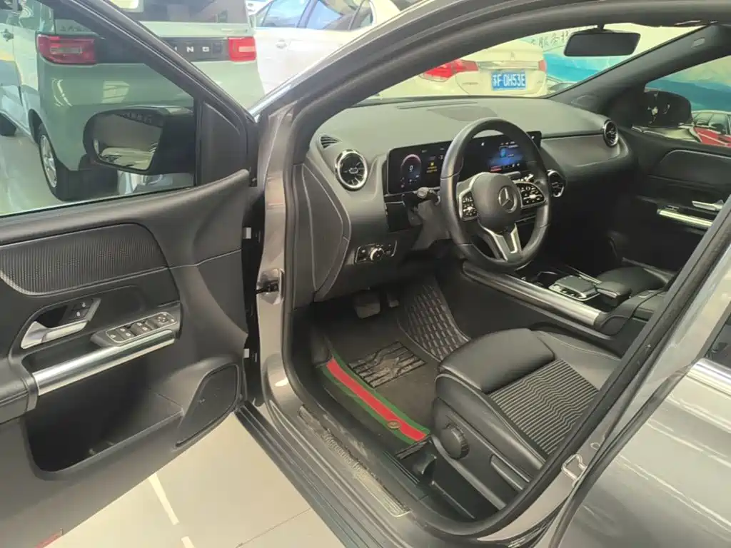 Photo 16 - Mercedes-Benz B-Class