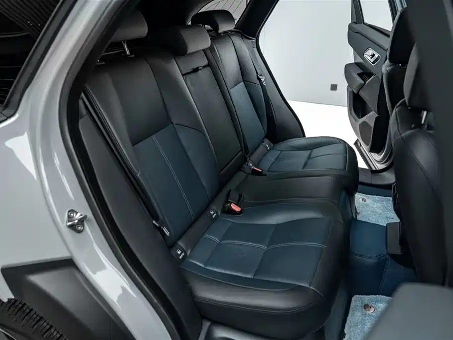Land Rover Range Rover Velar 2024 Dynamic SE фото 23