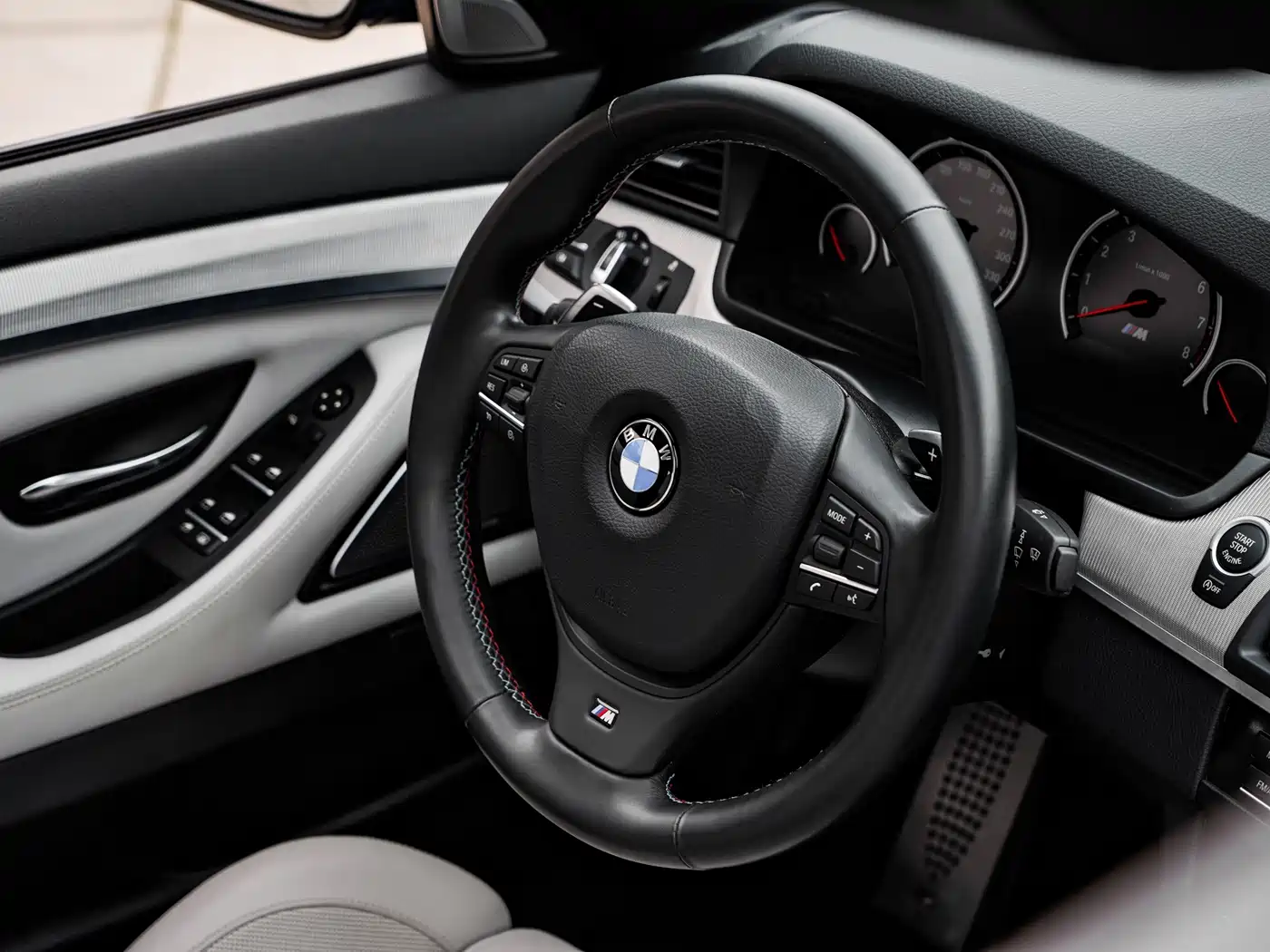 BMW M5 2012 2012 M5